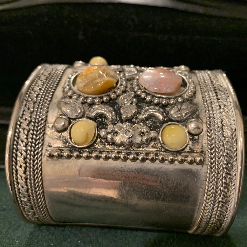 Vintage Handmade Thick Cuff Solid Silver With Gem… - image 4